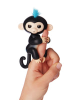 Fingerlings Finn (Black with Blue Hair)